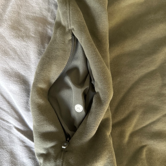 Lululemon Sweatshirt - Picture 2 of 4